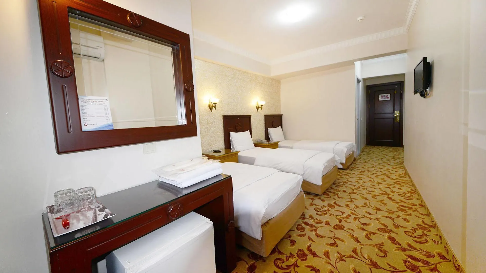 Hotel Grand Umit Istanbul 2*,